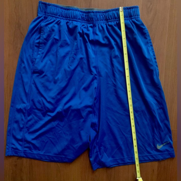 NIKE Men’s DriFit Athletic Shorts Royal Blue Size Medium - Picture 6 of 6